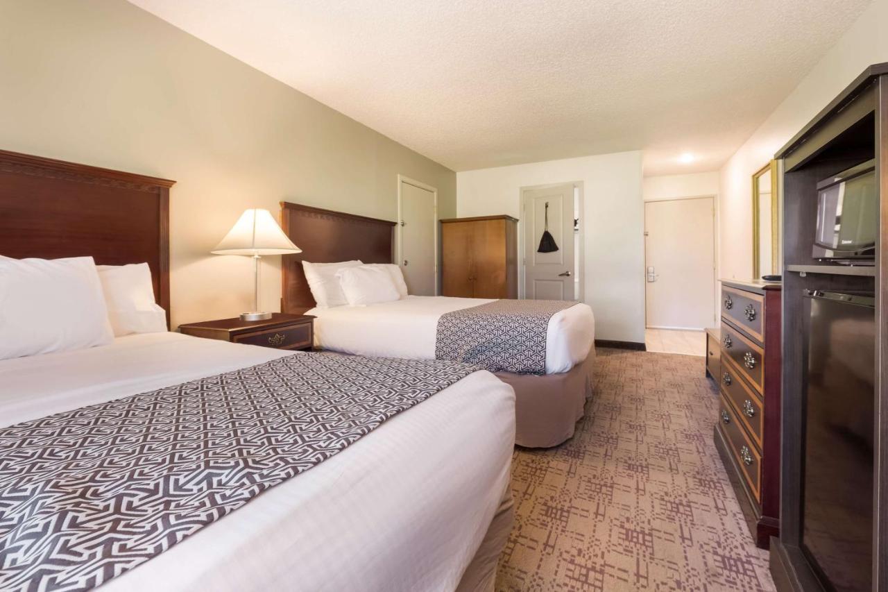 Surestay Hotel By Best Western Thomson Exterior foto